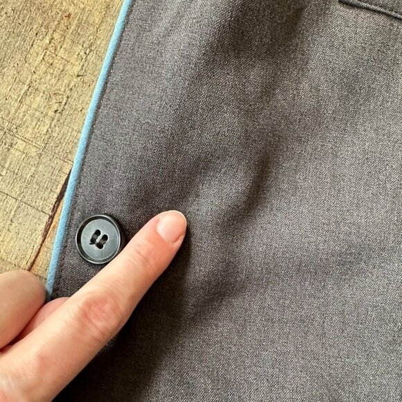 Mens Gray Mandarin Collar Blazer With Blue Trim & Button Details Size L - Picture 6 of 6